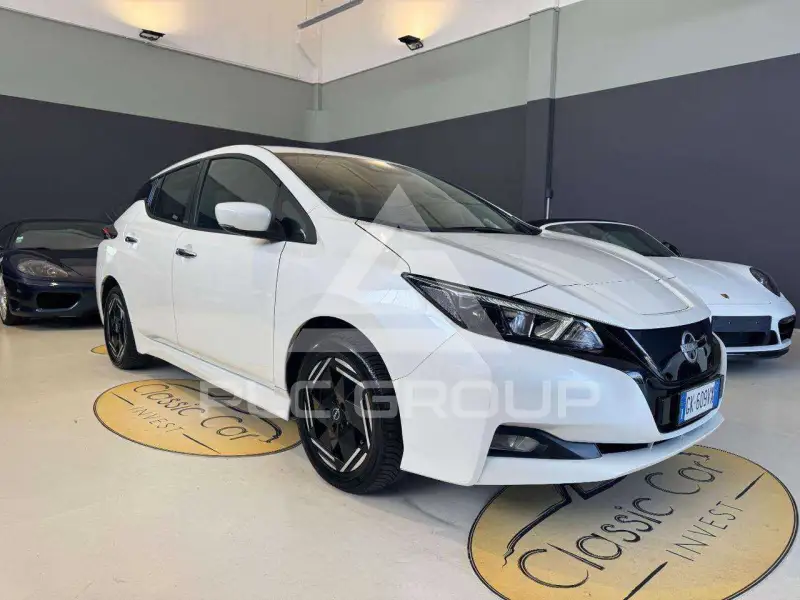 2022 Nissan LEAF