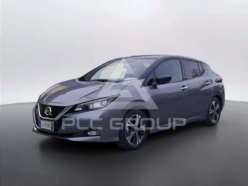 2022 Nissan LEAF