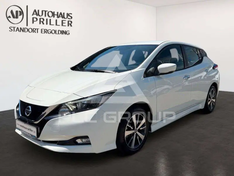 2022 Nissan LEAF