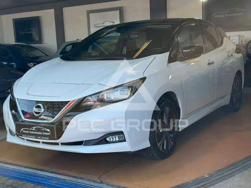 2022 Nissan LEAF
