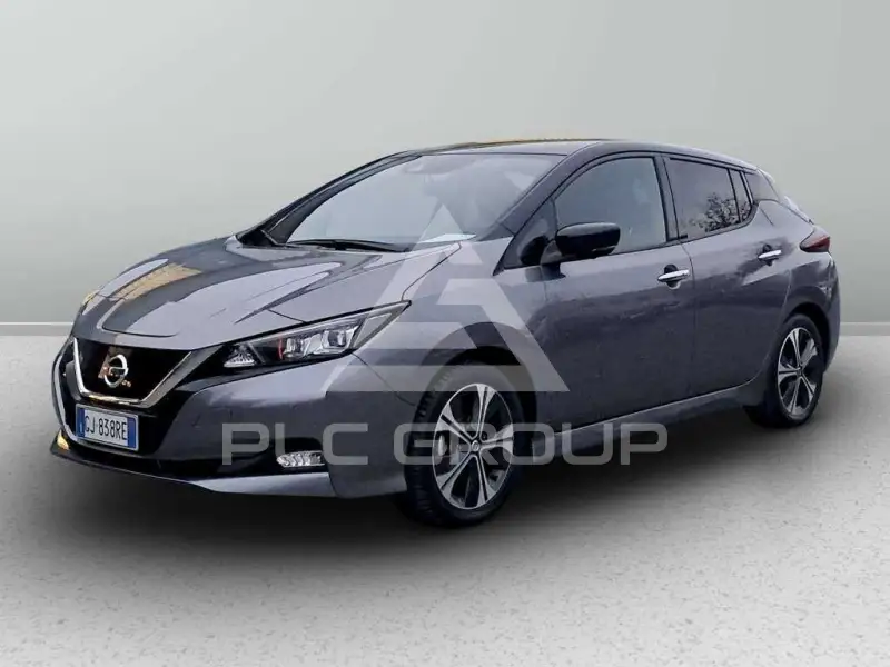 2022 Nissan LEAF