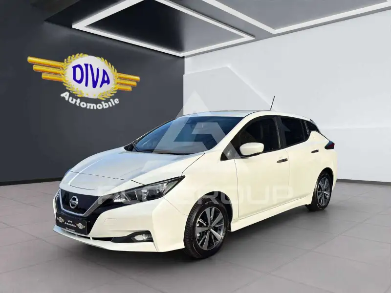 2022 Nissan LEAF