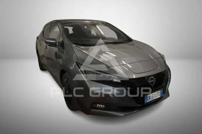 2022 Nissan LEAF