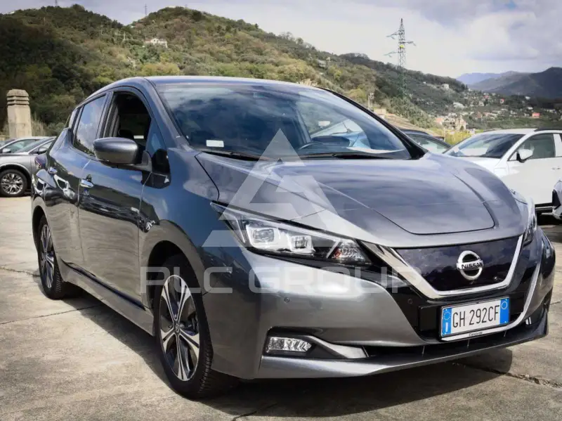 2022 Nissan LEAF