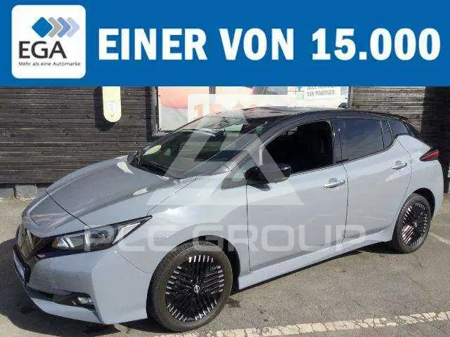 2022 Nissan LEAF