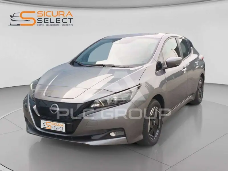 2022 Nissan LEAF