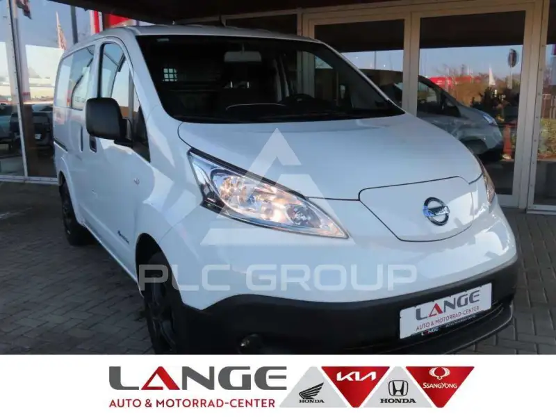 2022 Nissan NV 200