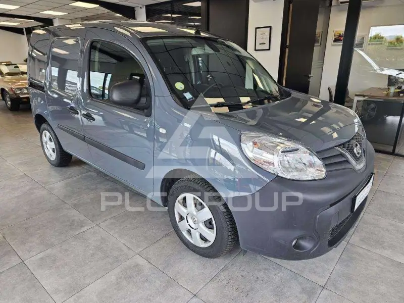 2022 Nissan NV 250