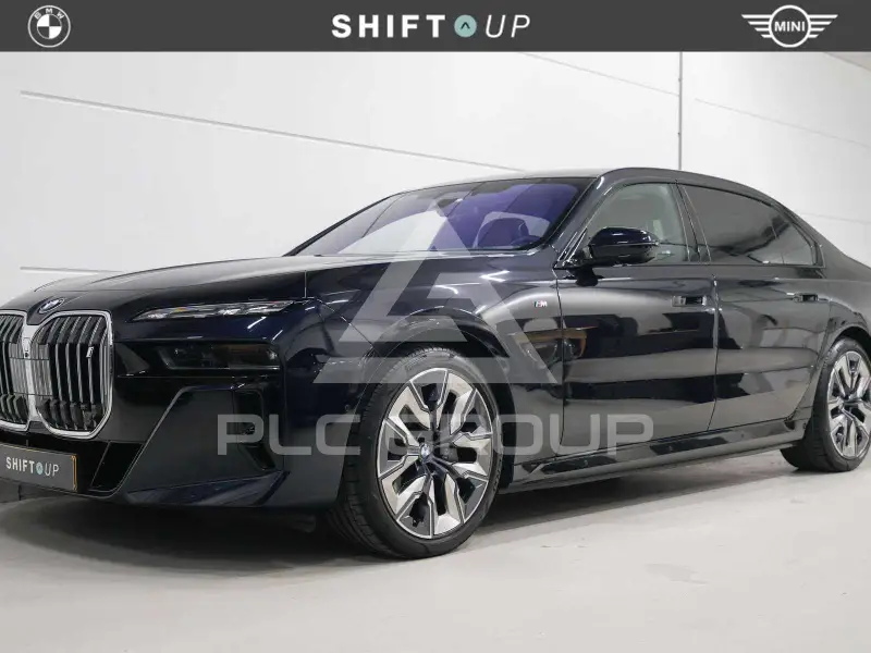 2022 BMW I7