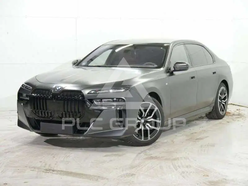 2022 BMW I7