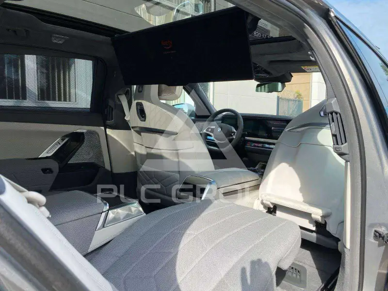2022 BMW I7