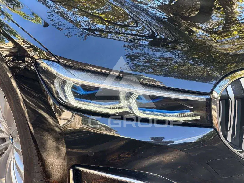 2022 BMW 740