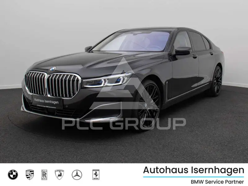 2022 BMW 750