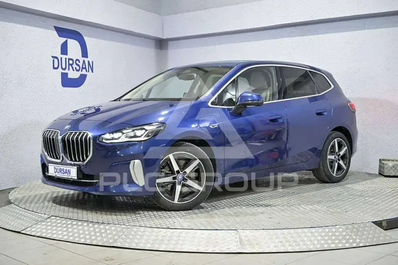 2022 BMW 230