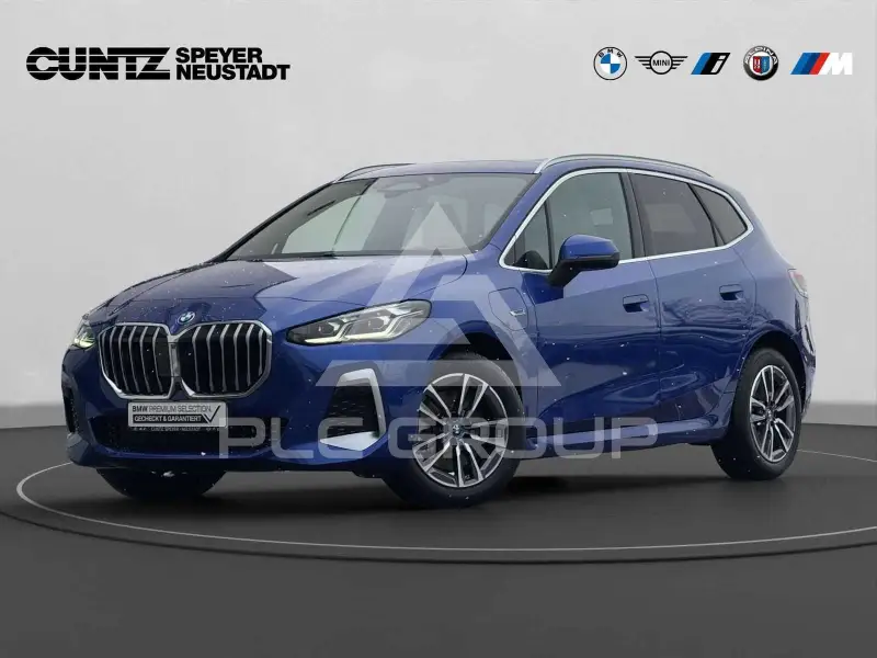 2022 BMW 230
