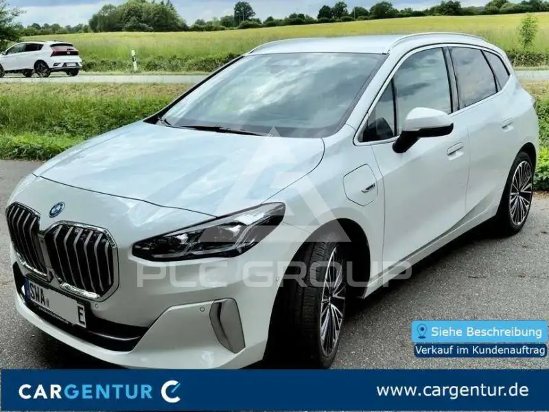 2022 BMW 230