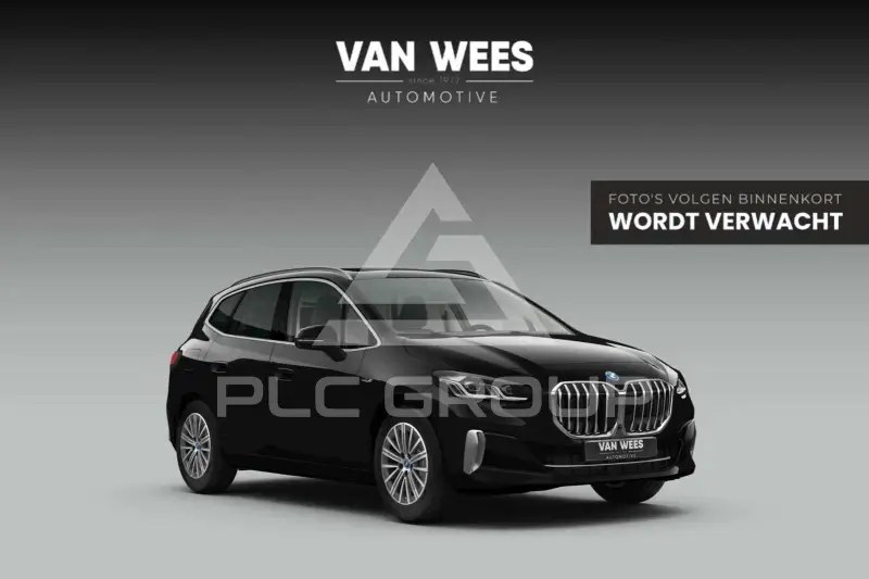 2022 BMW 230