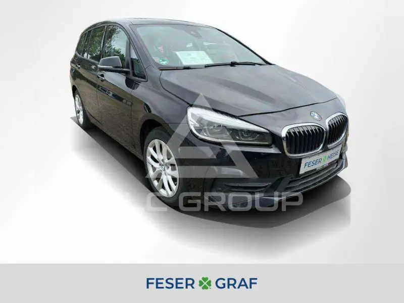 2022 BMW 220