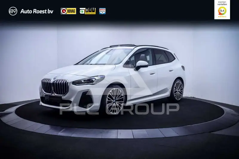2022 BMW 220