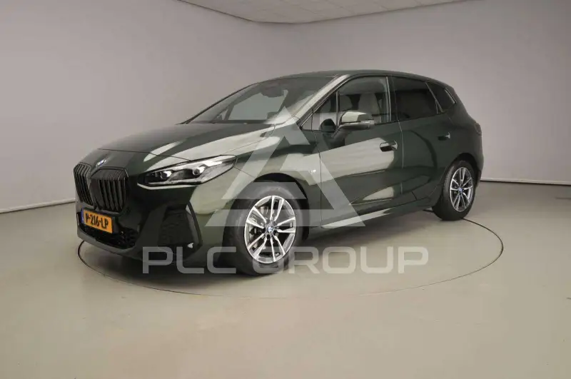 2022 BMW 220