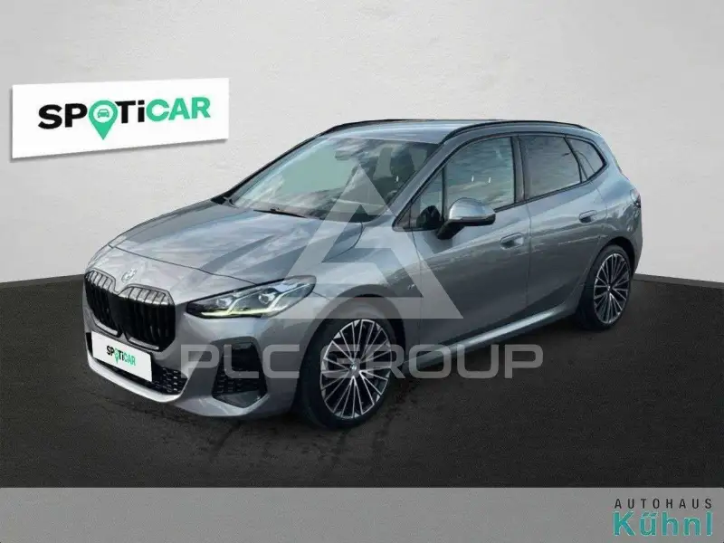 2022 BMW 220