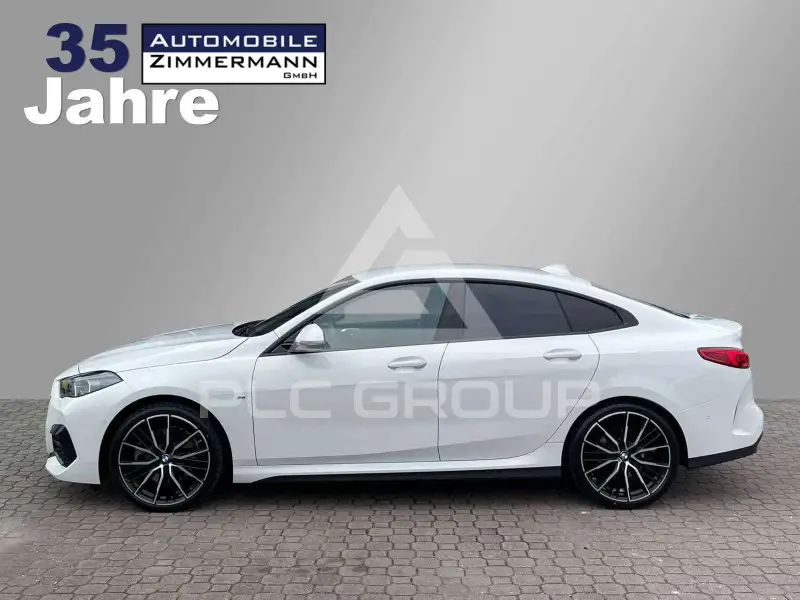 2022 BMW 220