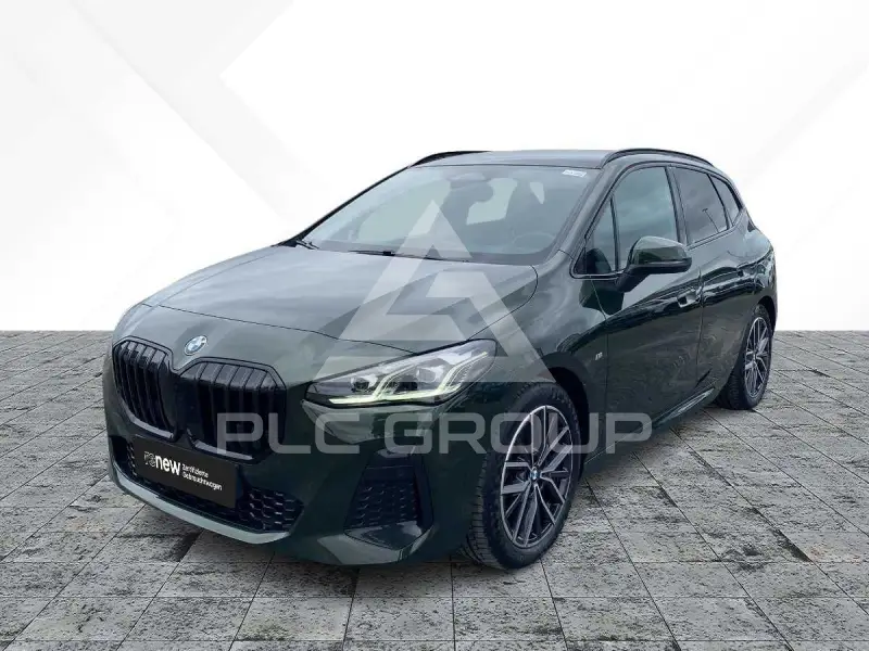 2022 BMW 220