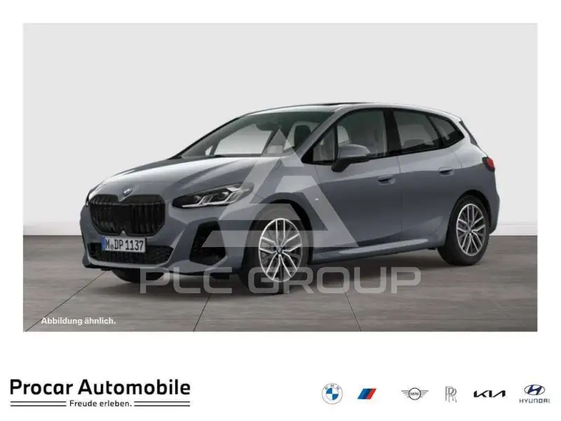 2022 BMW 220