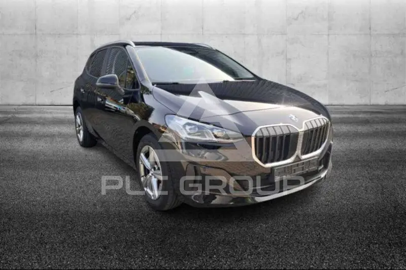 2022 BMW 220