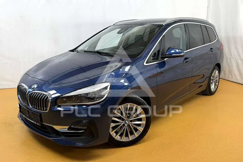 2022 BMW 220