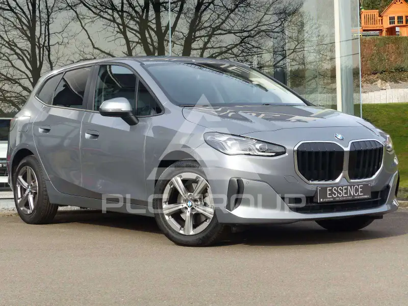 2022 BMW 220