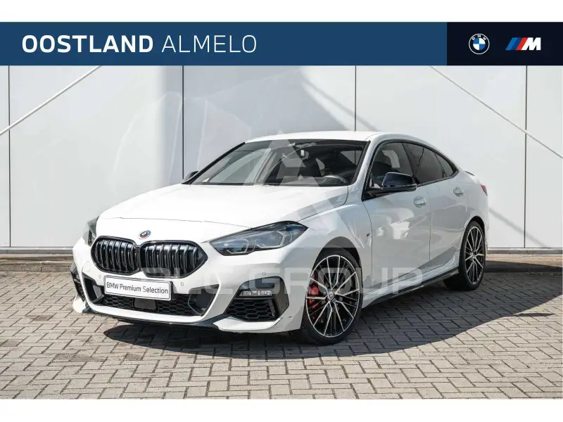 2022 BMW 220