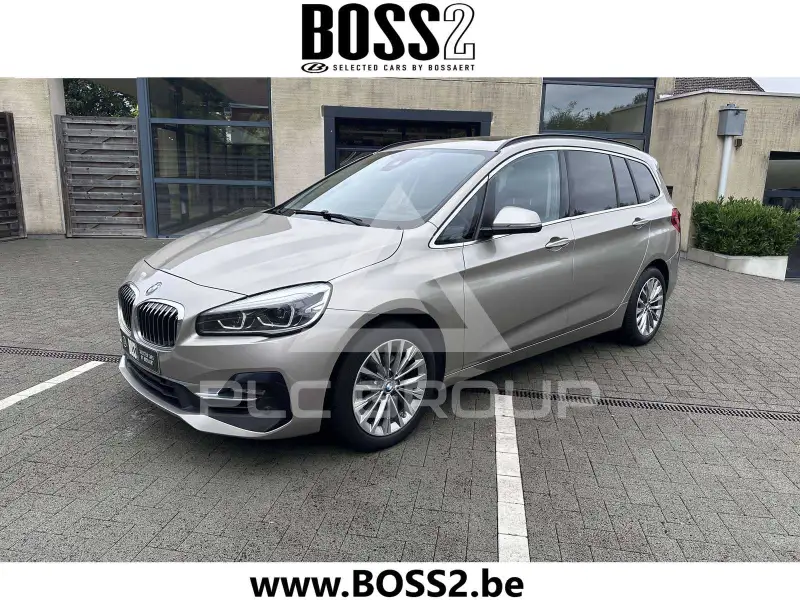 2022 BMW 216