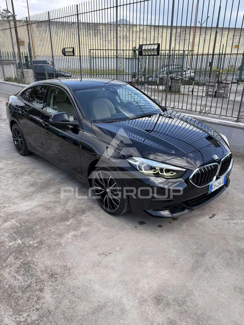2022 BMW 216