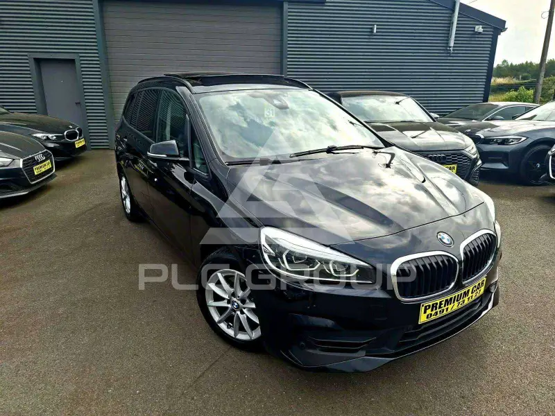 2022 BMW 216