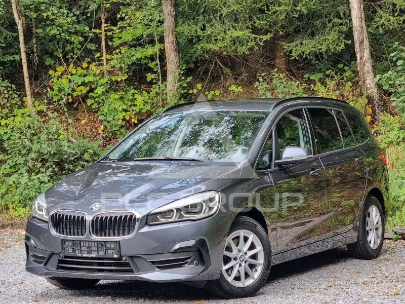 2022 BMW 216