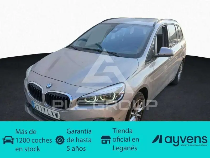 2022 BMW 216