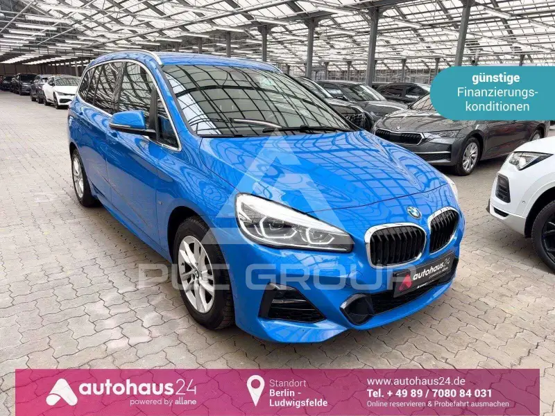 2022 BMW 216