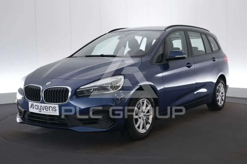 2022 BMW 216