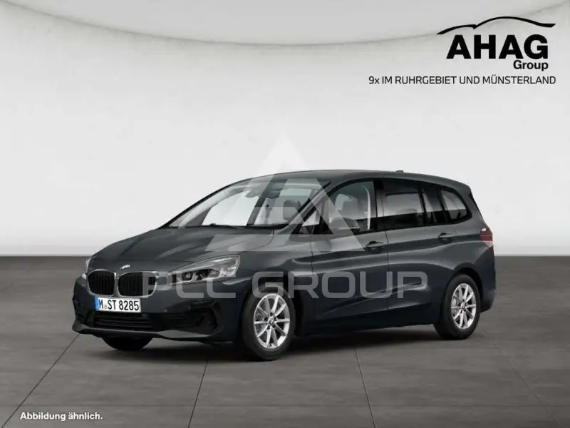 2022 BMW 216