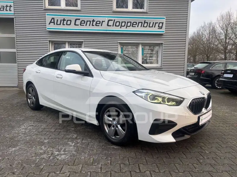 2022 BMW 216