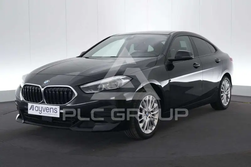 2022 BMW 216
