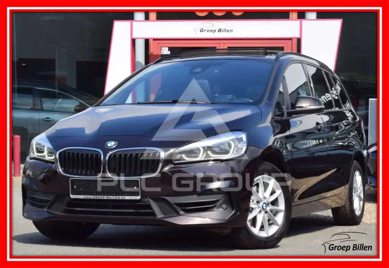2022 BMW 216