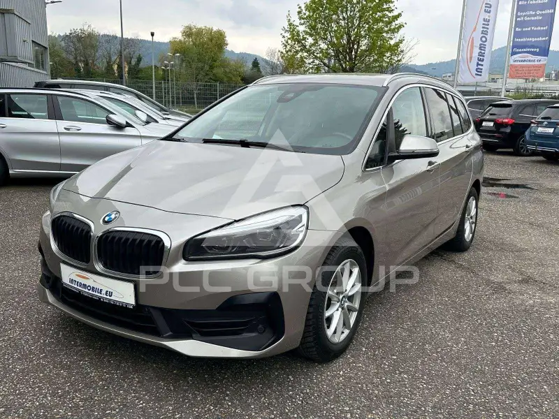 2022 BMW 216