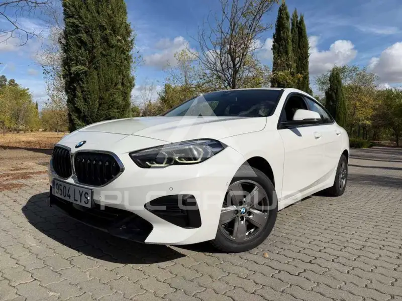 2022 BMW 216