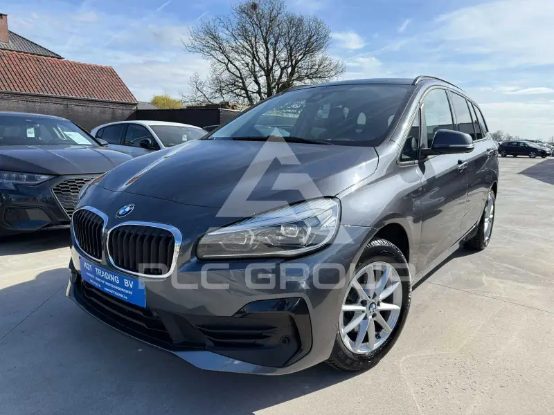 2022 BMW 216