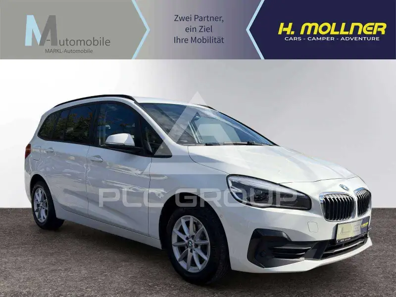 2022 BMW 216