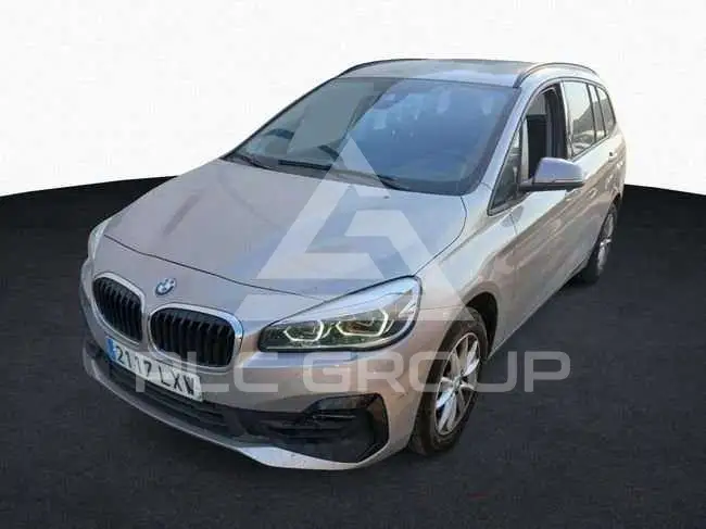 2022 BMW 216