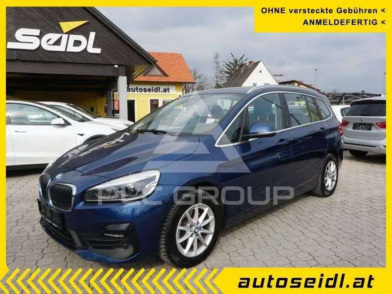 2022 BMW 216