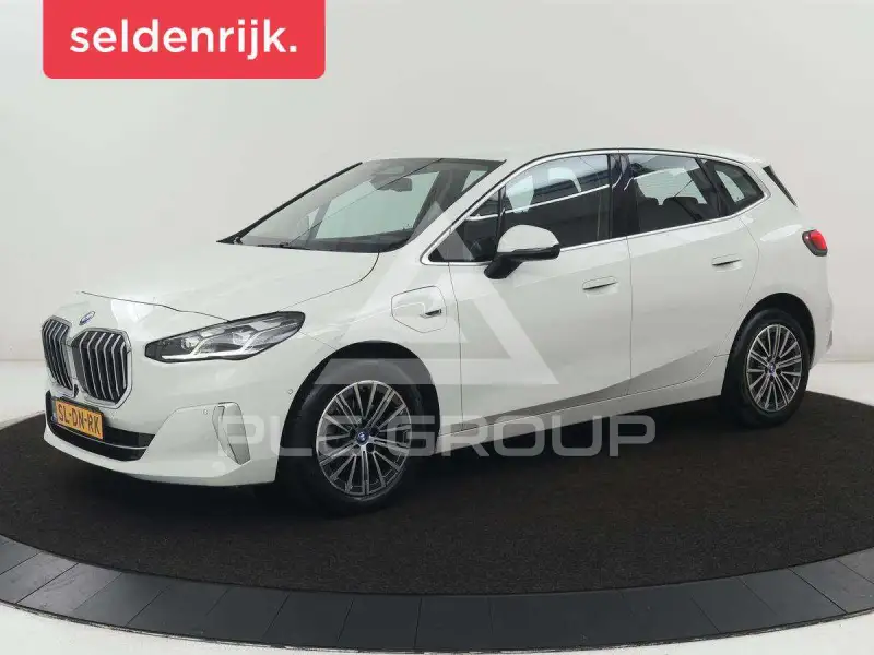 2022 BMW 225